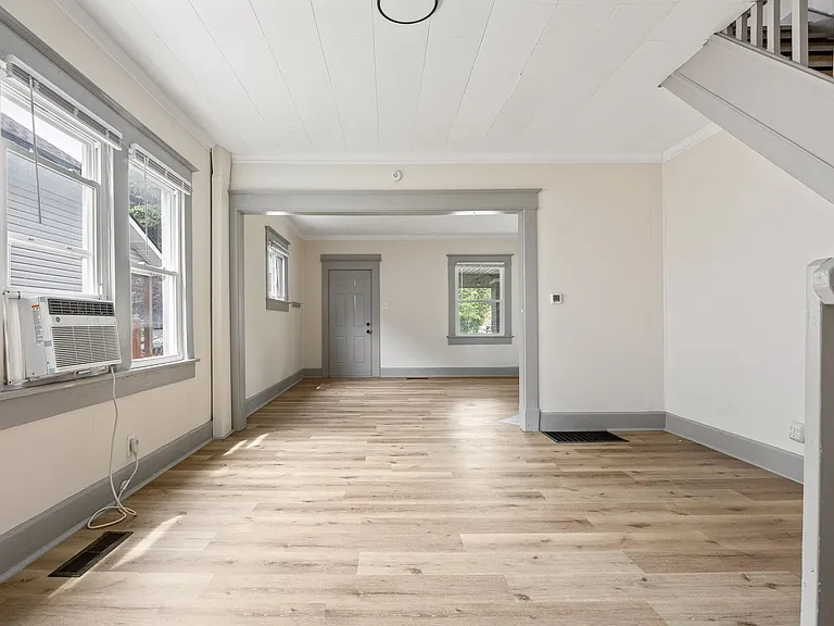 2101 Singleton St #2103 — Photo 14