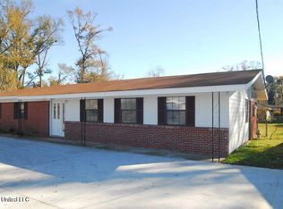 15077 Dedeaux Rd, Gulfport, MS 39503