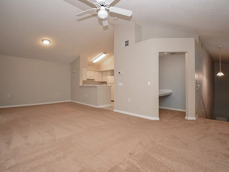 10000 SW 52nd Ave #GG199 — Photo 3