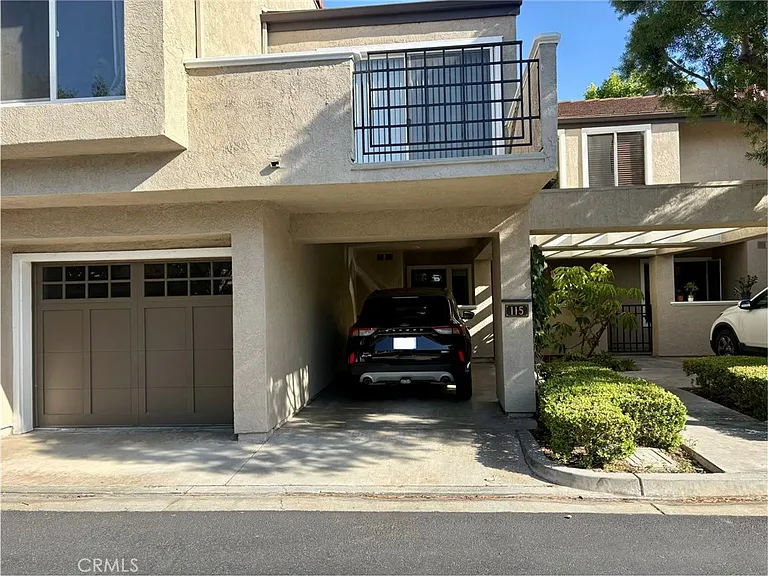 115 Stanford Ct #50 — Photo 17