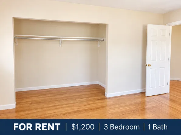 4234 E 151st St, Cleveland, OH 44128