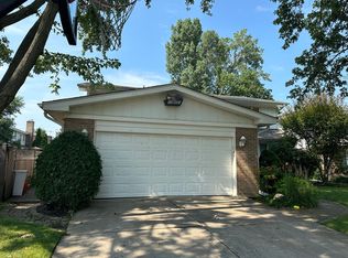 3716 Arcadia St, Skokie, IL 60076