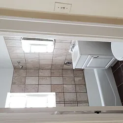 Rented by Roz Khan, LREB