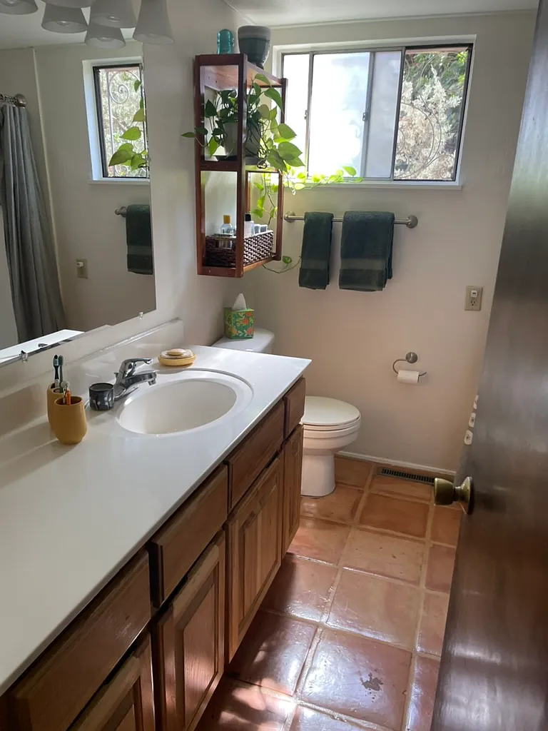 2 bed, 1000 sqft, $1,500 — Photo 3