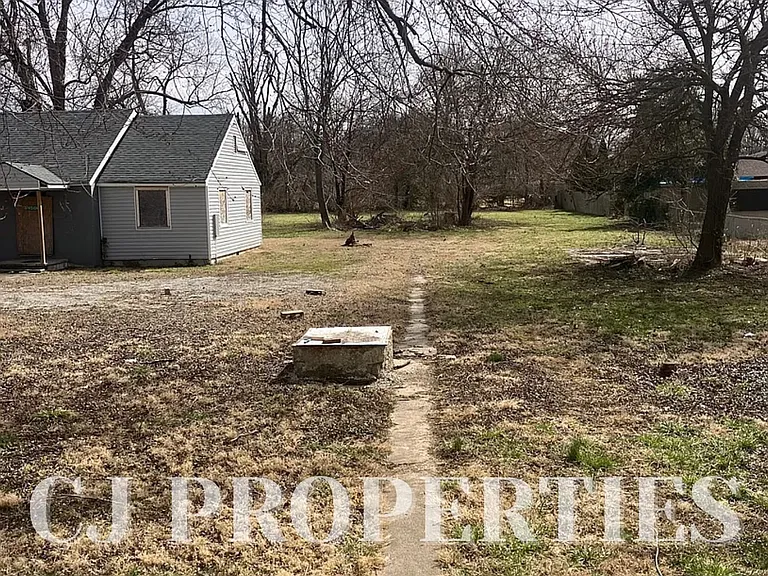 4841 Cane Run Rd — Photo 24