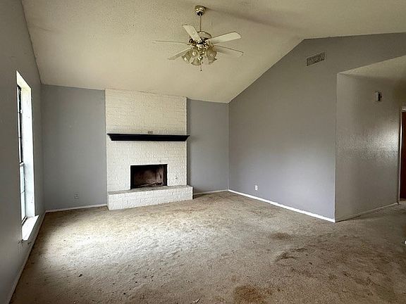 2nd image of 329 Walnut Ave