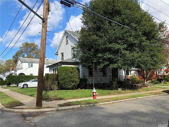 2nd image of 3 Elm St