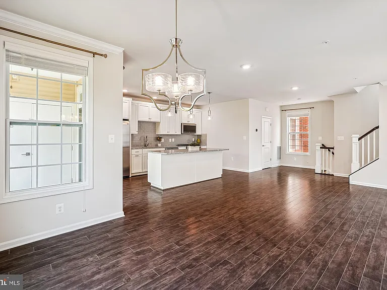 23265 Milltown Knoll Sq #101 — Photo 9