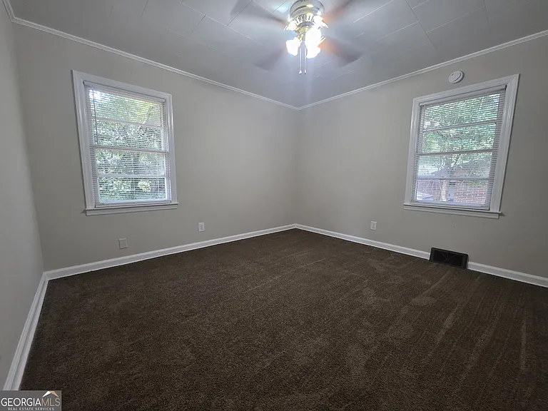 2639 Tredway Dr — Photo 23