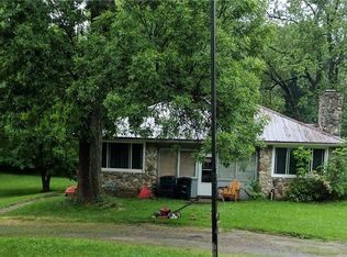 100 Summerdale Rd, Angola, NY 14006