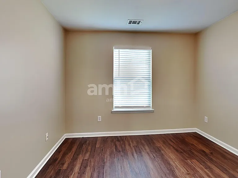 7772 Parkside Dr — Photo 22