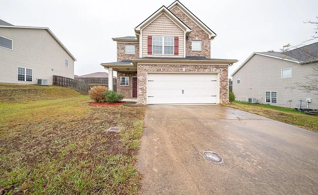 39 Fairfield Drive - 1 — Photo 1