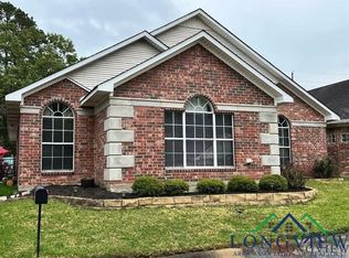 516 Park Pl, Carthage, TX 75633