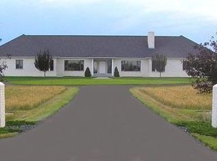 10458 Wind Dancer Rd, Cheyenne, WY 82009