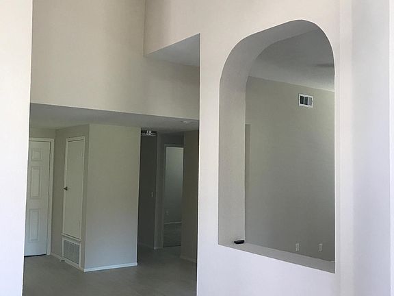 4th image of 1362 Brewley Ln