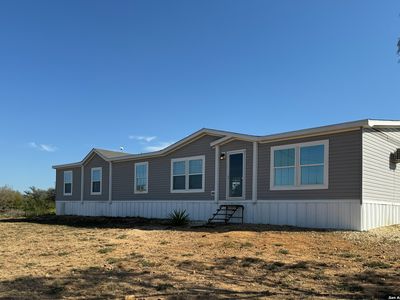 375 County Road 1670, Moore, TX, 78057