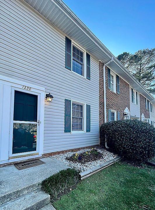 1st image of 1230 Donaldson Ct
