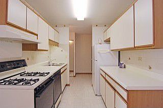 3rd image of 5011 Valley Ln APT 203