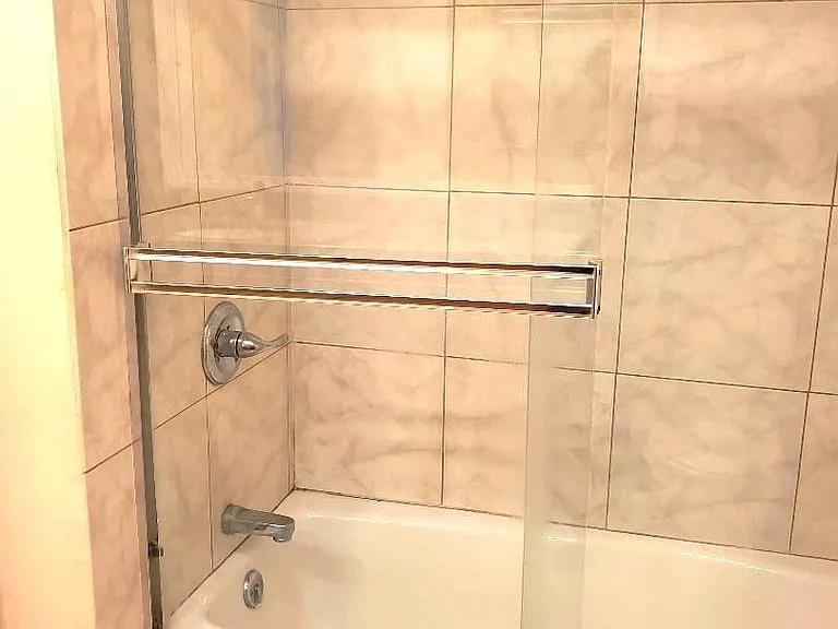 708 Court Ln — Photo 13