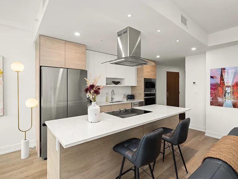 1628 Store St #308 — Photo 16