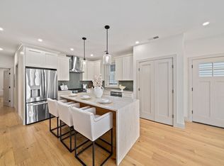 5 Breed St #4, Boston, MA 02128