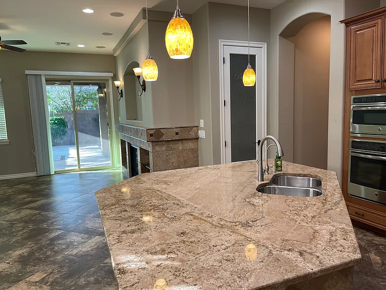 2543 E Penedes Dr — Photo 14