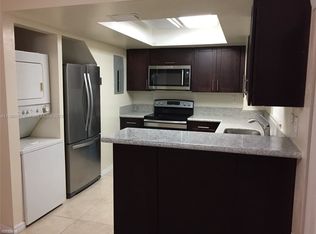 5150 Lake Loop Rd, Fort Lauderdale, FL 33330