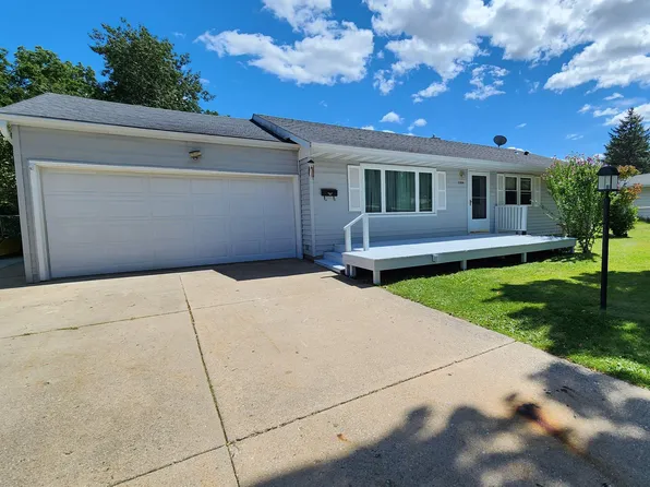 2208 E Rugby Rd, Janesville, WI 53545