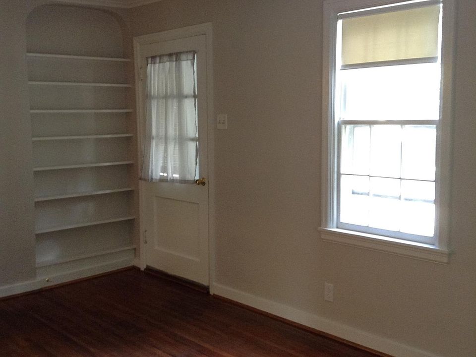 Livingroom1