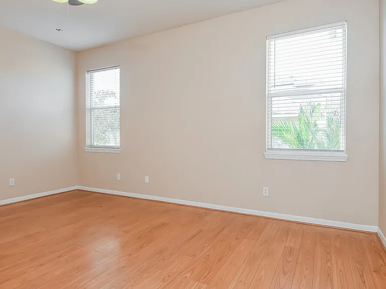 537 Breezy Oak Way — Photo 10