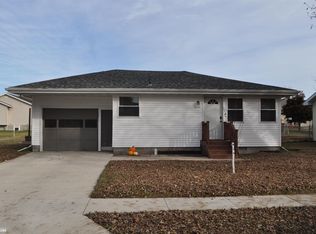 1644 High Ridge Rd, Carroll, IA 51401