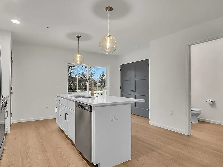 24 Morgan Cir — Photo 6
