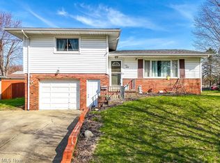 2851 Ellet Ave, Akron, OH 44312