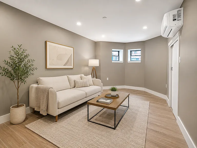 2911 Avenue D #1R — Photo 3
