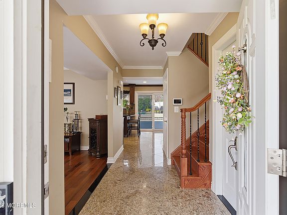 4th image of 20 Cambridge Drive
