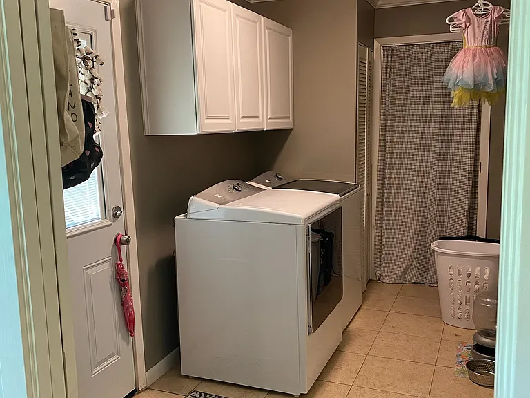 Laundry Room / Additional Storage Room