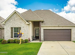 309 Valcour Pl, Youngsville, LA 70592