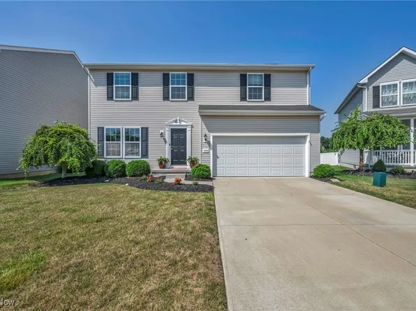 9008 Morgan Cir, North Ridgeville, OH 44039