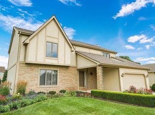 2412 Gershwin Ave, Grove City, OH