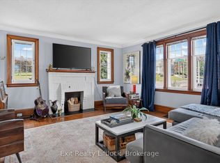 1518 Monaghan Rd, Peterborough, ON K9J5N4