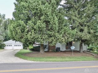 11921 Sigal Rd, Germantown, OH 45327