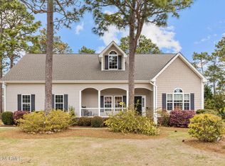 300 Gambrel Way, Cape Carteret, NC 28584