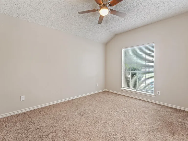 11900 Port Rd — Photo 18
