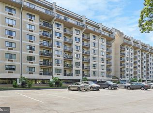 800 Avondale Rd APT 2C, Wallingford, PA 19086