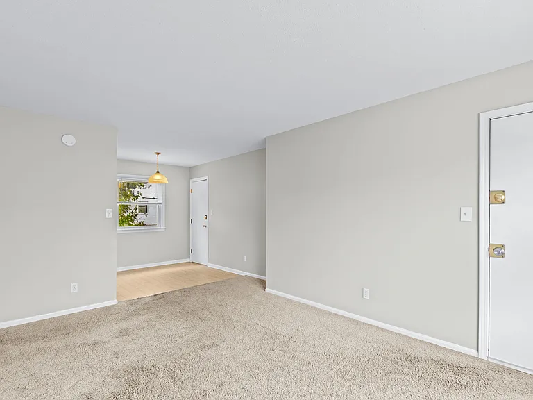 5115 Valiant Dr — Photo 11