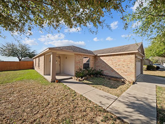 2nd image of 240 Rustic Acres