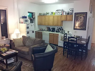 Rented by ZealEstate Group Inc