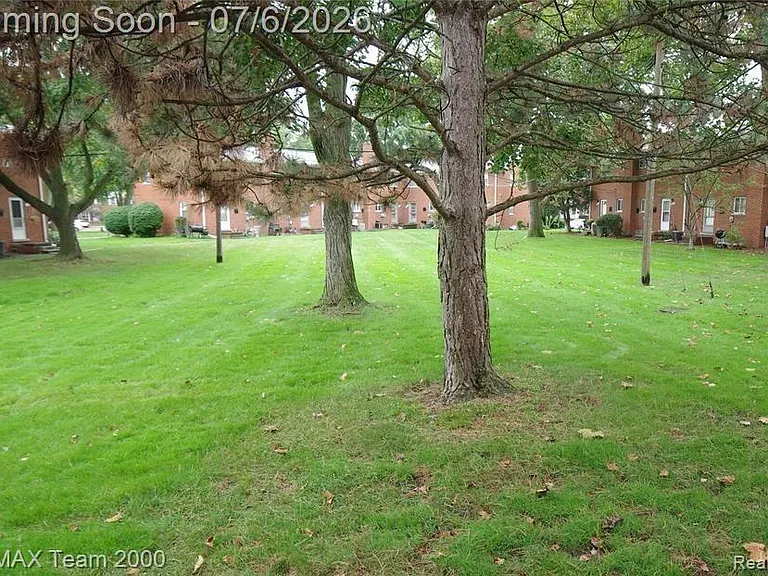 6880 Country Ln — Photo 10