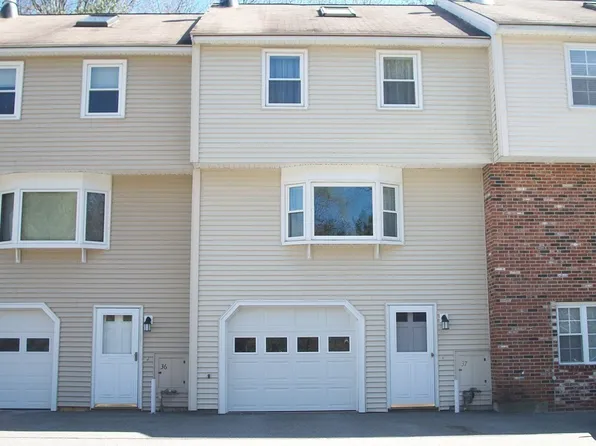 62 Frederick St APT 37, Dracut, MA 01826
