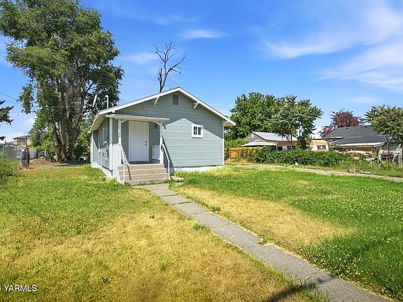 2nd image of 10 S 10th St
